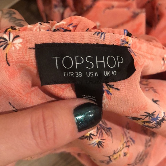 Dress - Picture 5 of 5